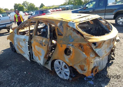 2014 Hyundai Elantra Gt из США, поврежденный, VIN KMHD35LHXEU189971